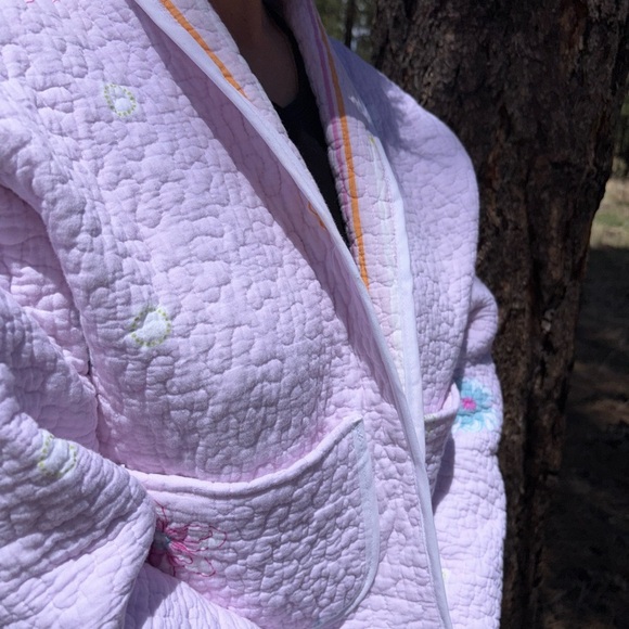 Handmade-Floral Quilted Women's Jacket - Picture 9 of 11